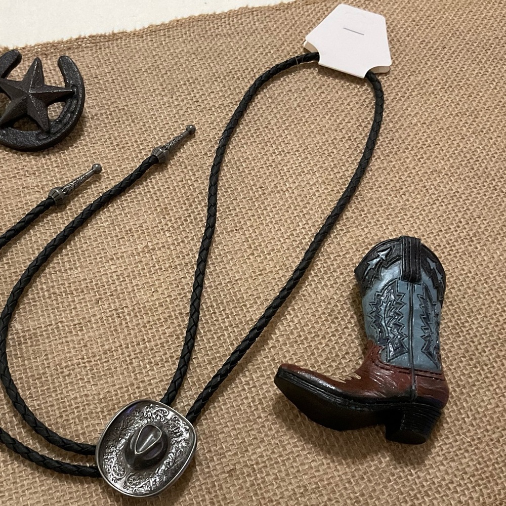 BOLO NECKTIE WESTERN
